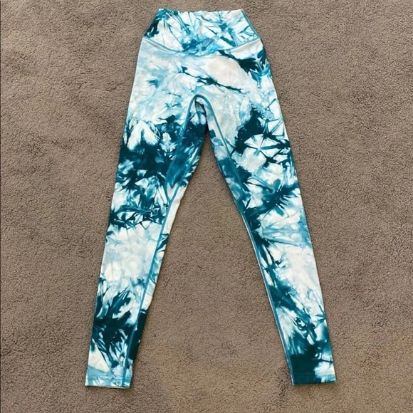 Balance Athletica Tye Dye Oasis Leggings. XS - Picture 4 of 5